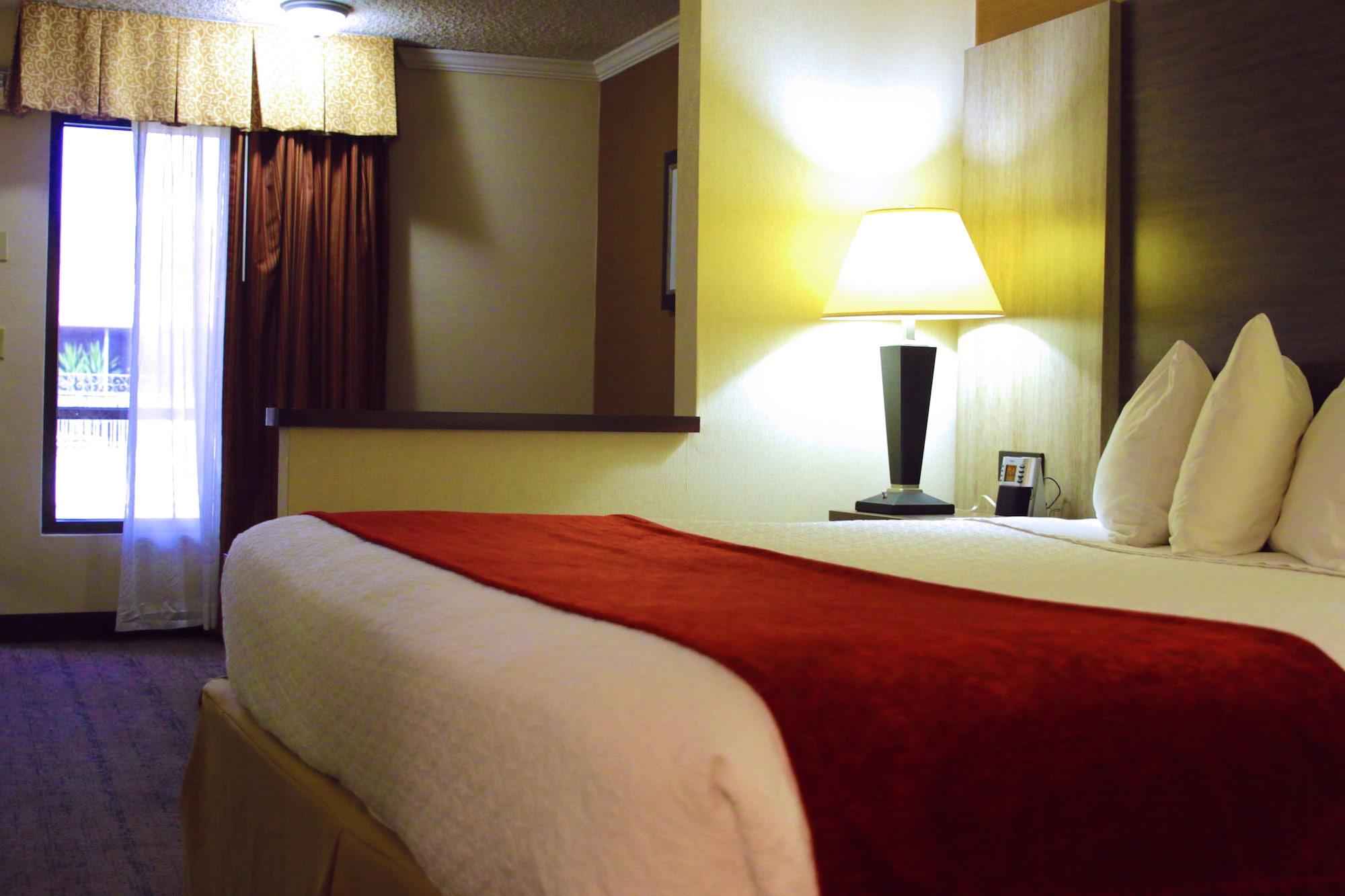 Best Western Galleria Inn & Suites Чіктоваґа Екстер'єр фото